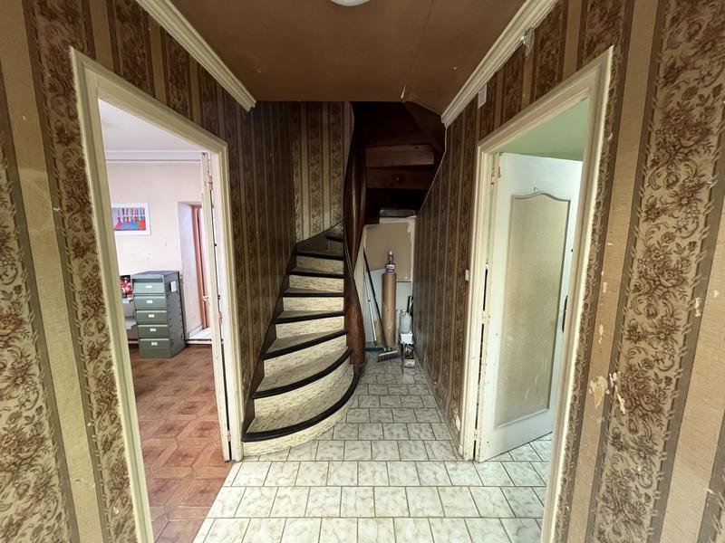 Maison - 160 m² - 6 pièces