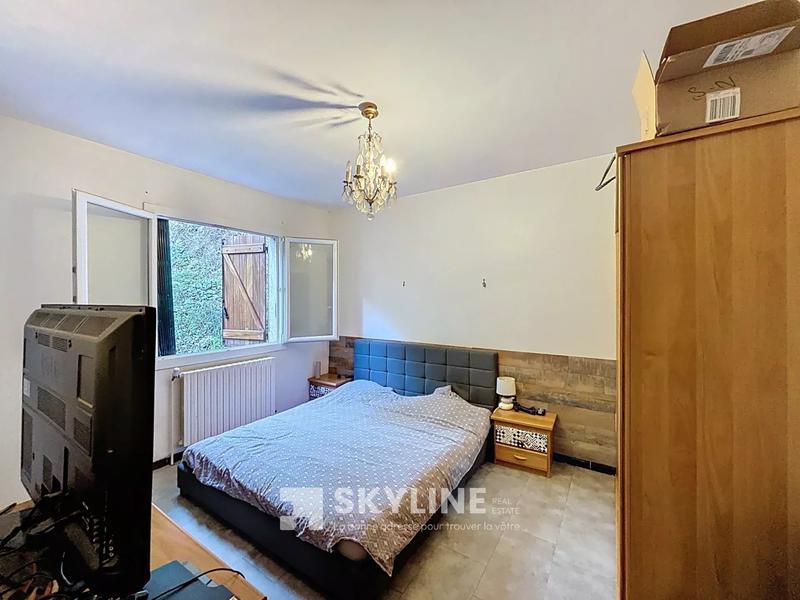 Maison - 166 m² - 7 pièces