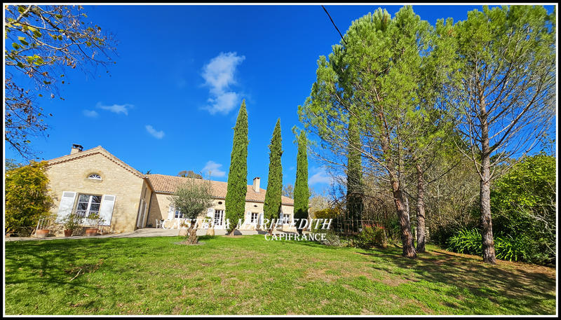 Maison en pierre - 200 m² - 5 pièces