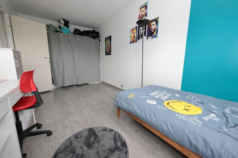 Appartement - 77 m² - 4 pièces