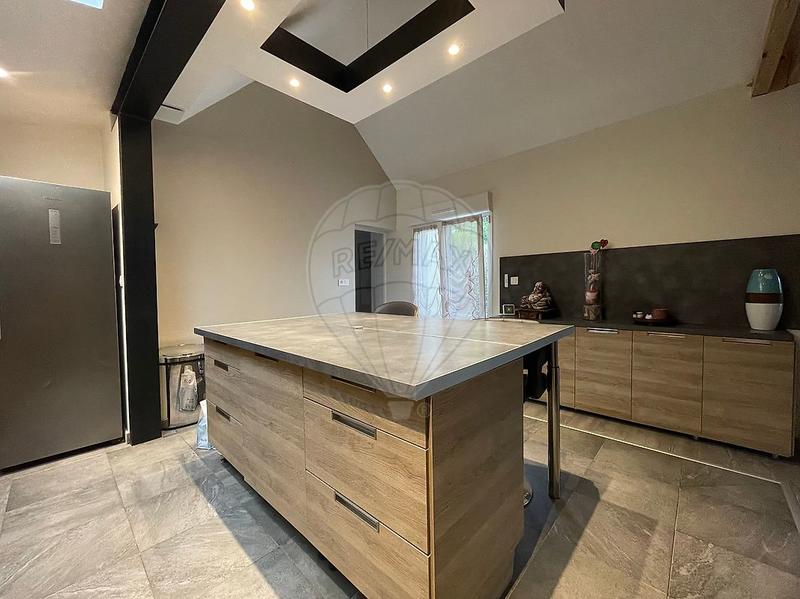 Villa - 111 m² - 6 pièces