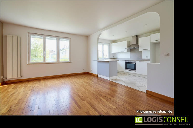 Maison - 152 m² - 8 pièces