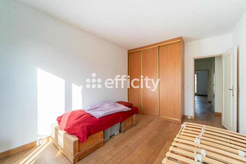 Appartement - 149 m² - 7 pièces