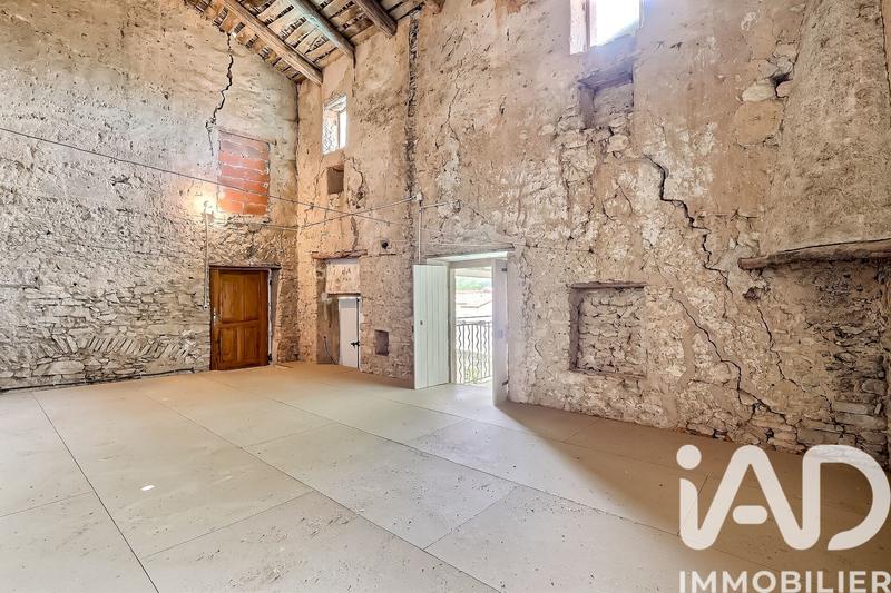 Maison - 282 m² - 9 pièces