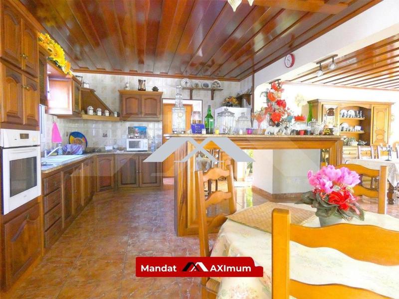 Villa - 166 m² - 6 pièces