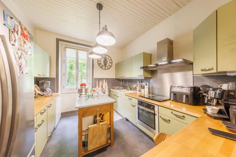 Maison en pierre - 136 m² - 5 pièces