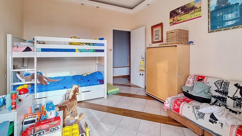 Appartement - 92 m² - 3 pièces