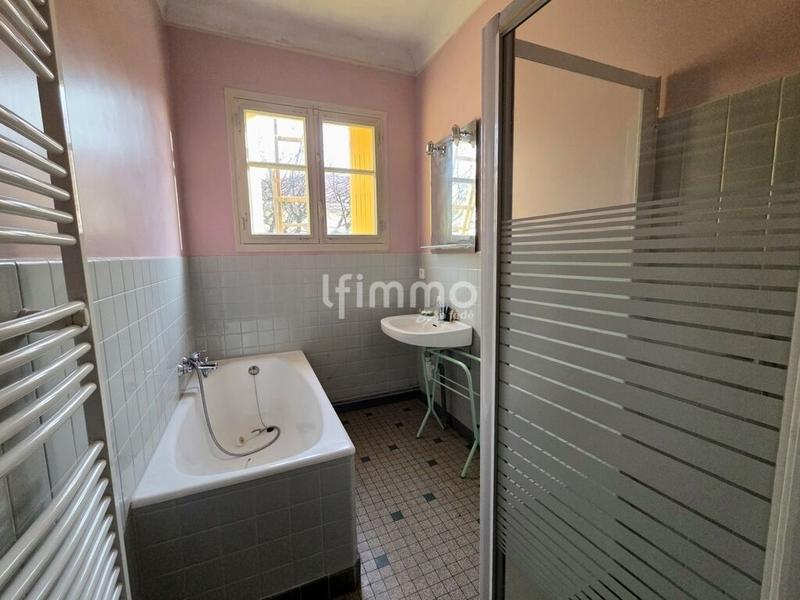 Maison - 117 m² - 7 pièces