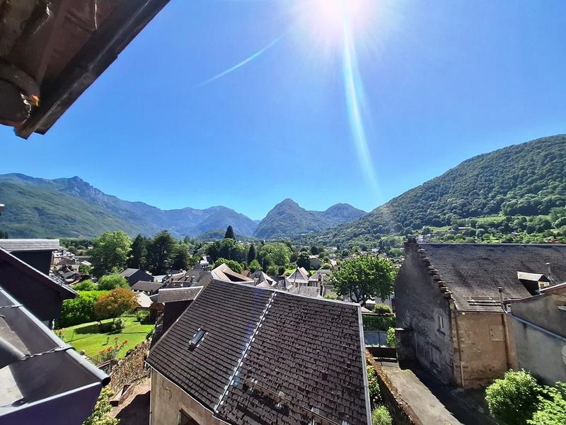 Maison traditionnelle - 120 m² - 6 pièces