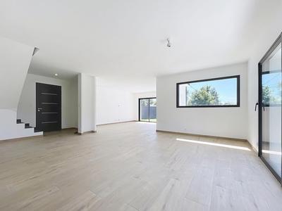 Maison - 132 m² - 5 pièces