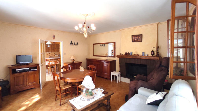 Maison - 102 m² - 4 pièces