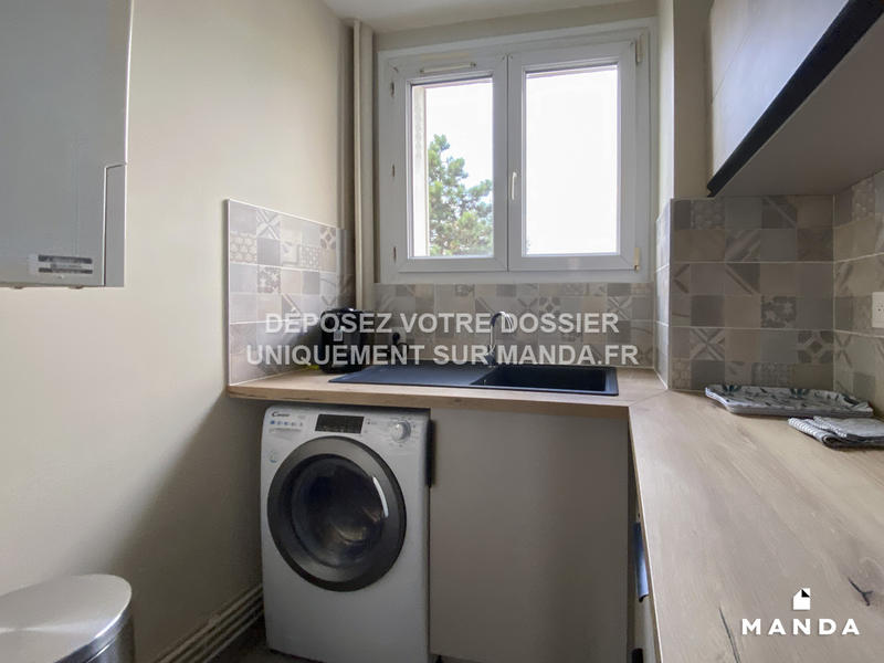 Chambre - 9 m² - 4 pièces