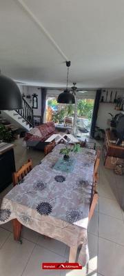 Maison traditionnelle - 75 m² - 4 pièces