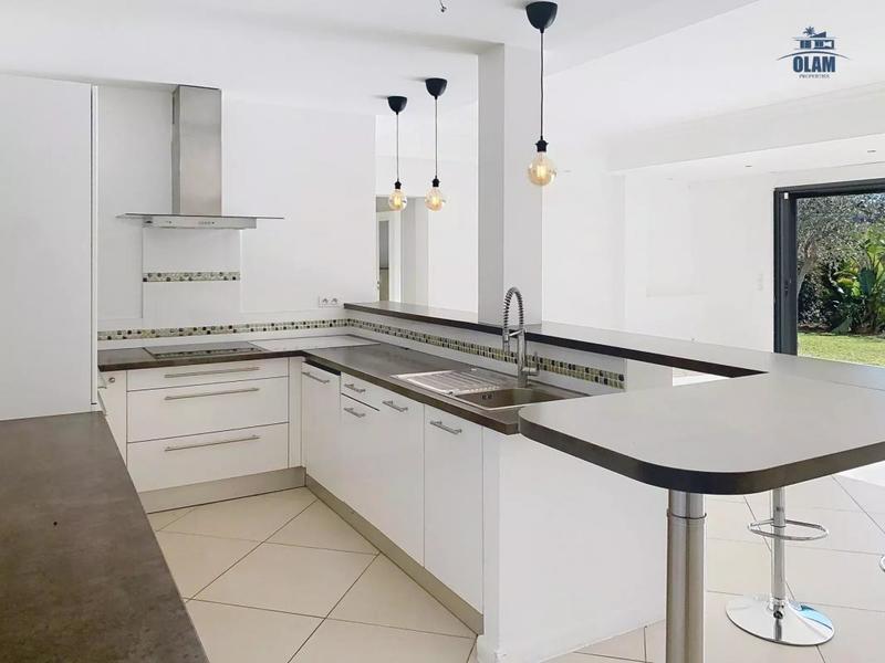 Villa - 163 m² - 4 pièces