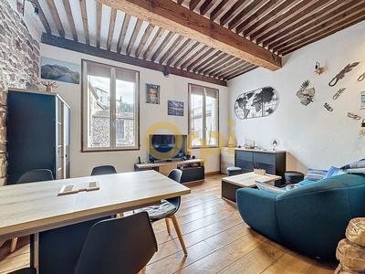 Appartement - 70 m² - 5 pièces