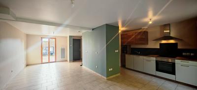 Appartement - 85 m² - 5 pièces