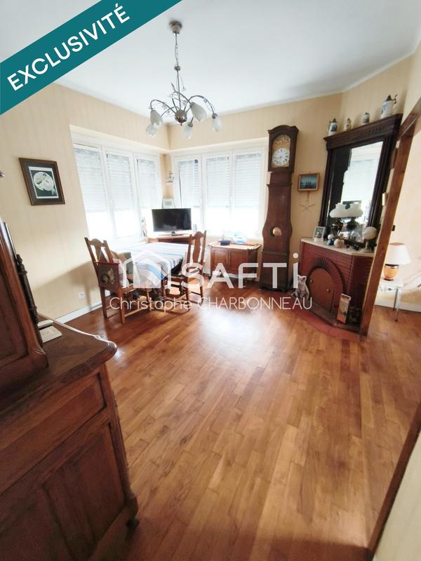 Maison - 128 m² - 8 pièces