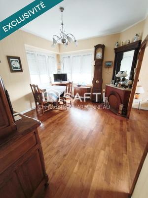 Maison - 128 m² - 8 pièces