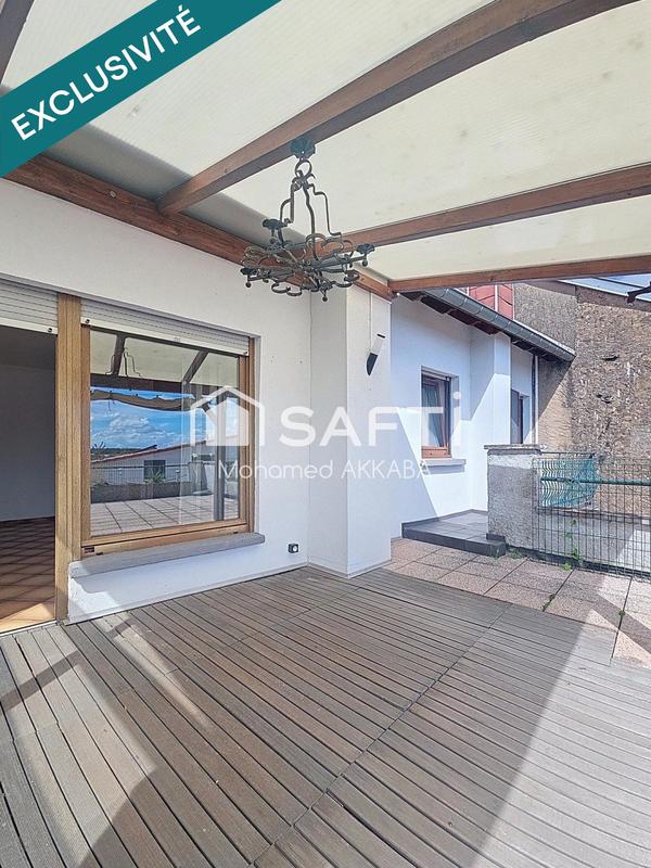 Maison - 212 m² - 6 pièces