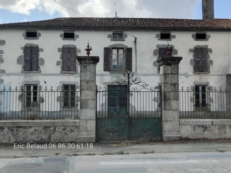 Immeuble - 900 m² - 5 pièces