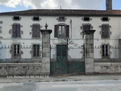 Immeuble - 900 m² - 5 pièces