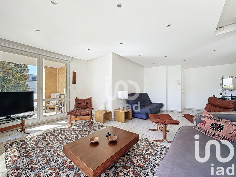 Appartement - 100 m² - 5 pièces