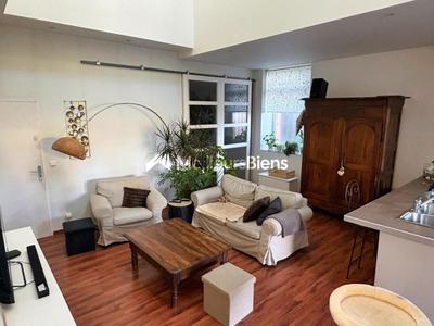 Maison - 162 m² - 5 pièces