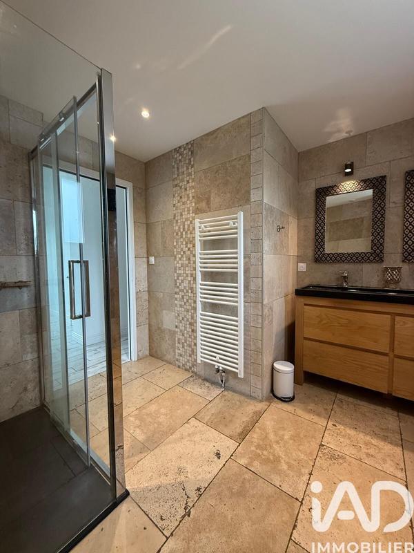 Maison - 140 m² - 5 pièces