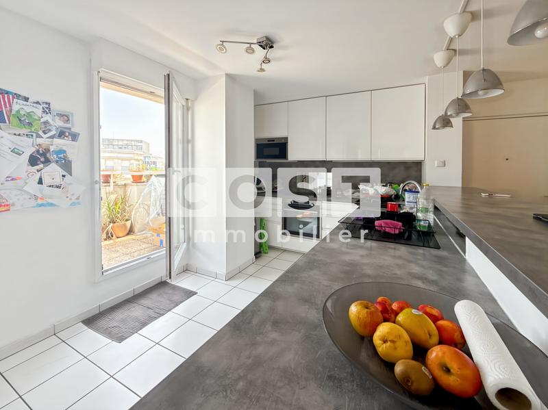 Appartement - 83 m² - 5 pièces