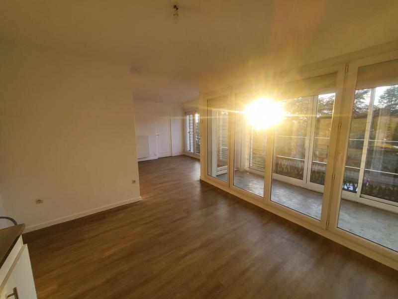 Appartement ancien - 83 m² - 4 pièces