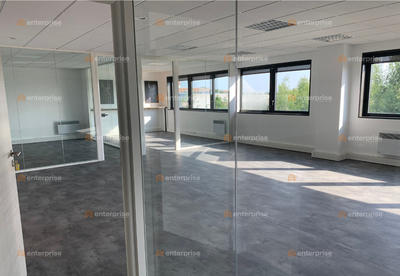 Local d'activité / Entrepôt - 511 m²