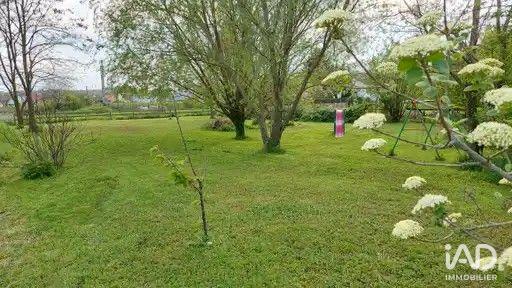 Maison - 360 m² - 9 pièces