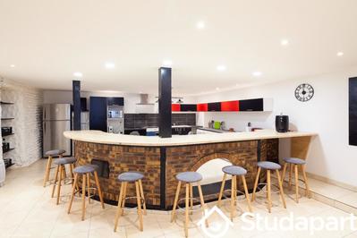 Chambre - 10 m² - 1 pièce