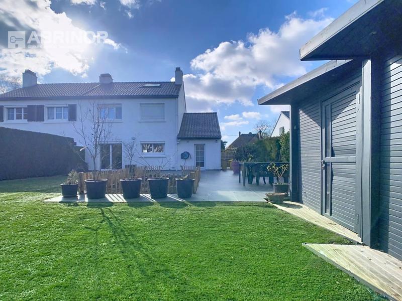 Villa - 107 m² - 6 pièces