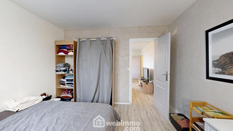 Appartement - 80 m² - 4 pièces