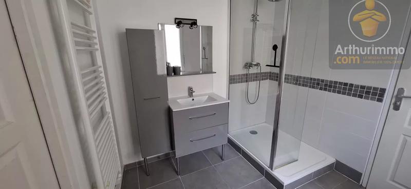 Maison - 186 m² - 8 pièces