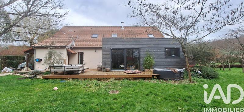 Maison - 198 m² - 6 pièces