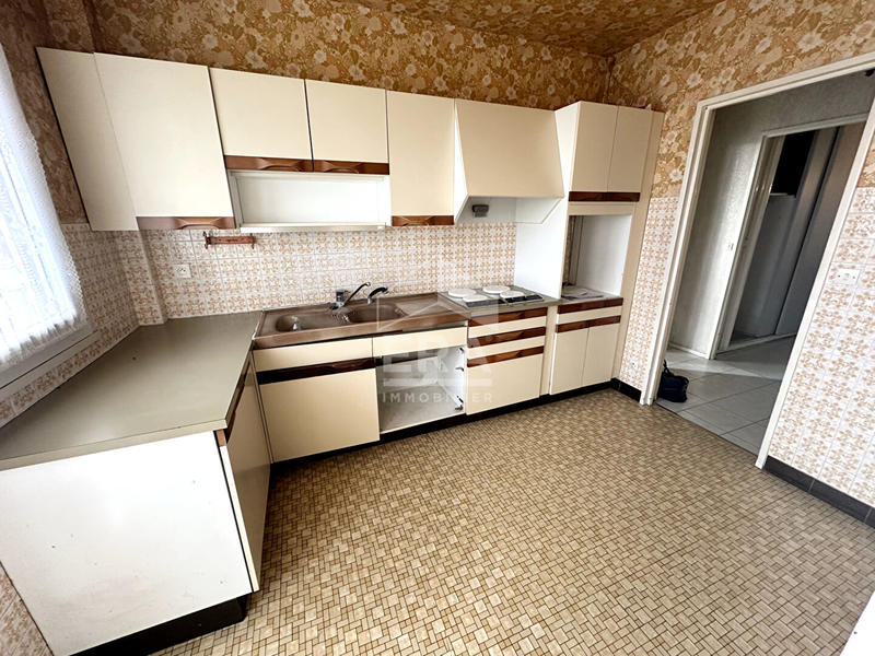 Appartement - 82 m² - 4 pièces