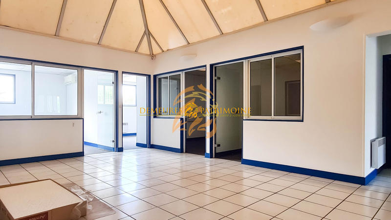 Bureau - 346 m²
