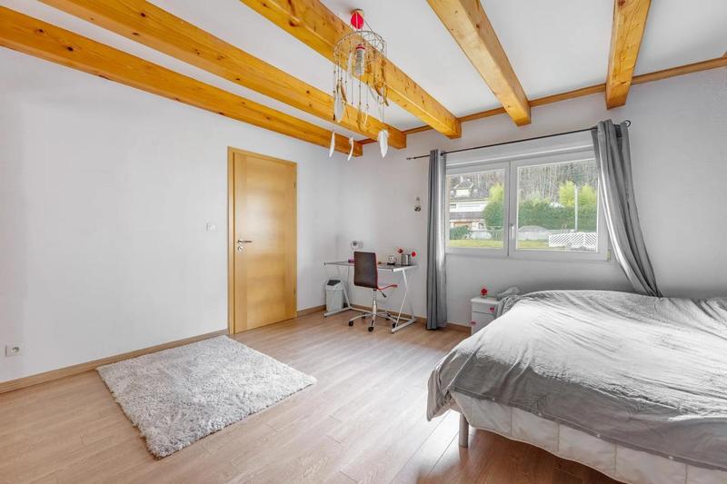 Maison - 190 m² - 6 pièces