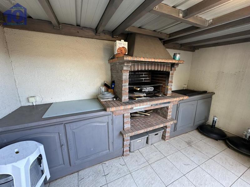 Maison - 140 m² - 5 pièces