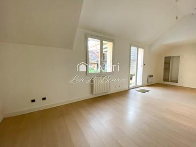 Maison - 91 m² - 4 pièces