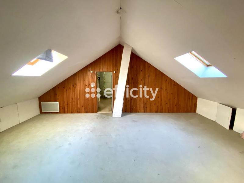 Maison - 232 m² - 8 pièces