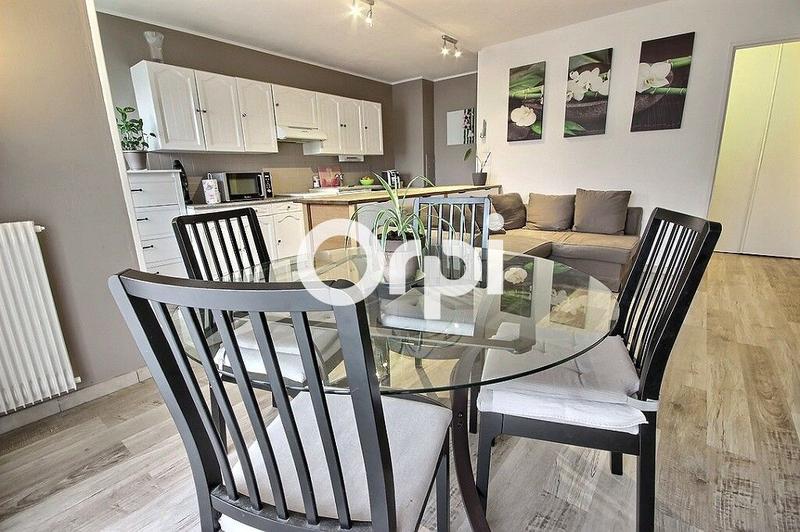 Appartement - 80 m² - 4 pièces