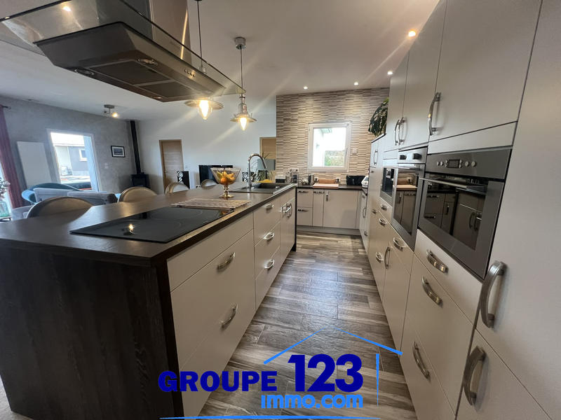 Maison - 168 m² - 5 pièces