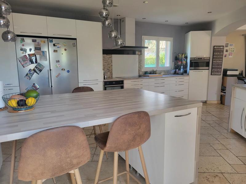 Maison - 174 m² - 5 pièces