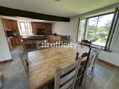 Maison - 150 m² - 5 pièces