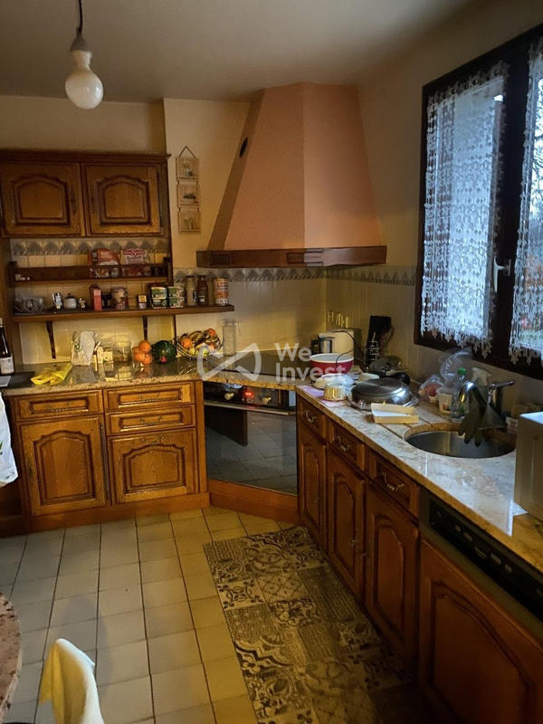 Maison - 175 m² - 9 pièces