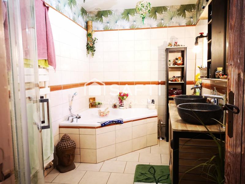 Maison - 140 m² - 7 pièces