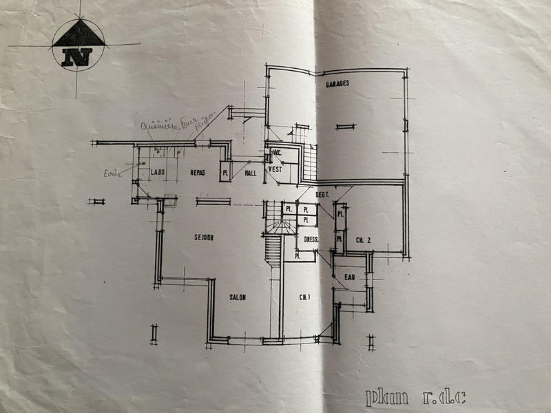 Maison - 143 m² - 6 pièces